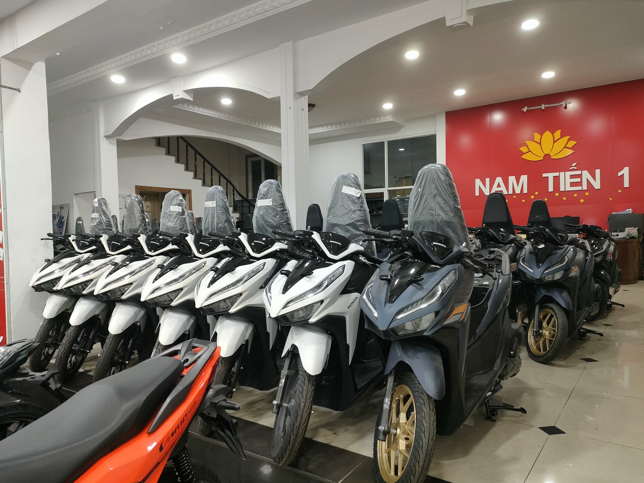 Cửa hàng xe máy Honda quận 9 ở đâu uy tín giá tốt